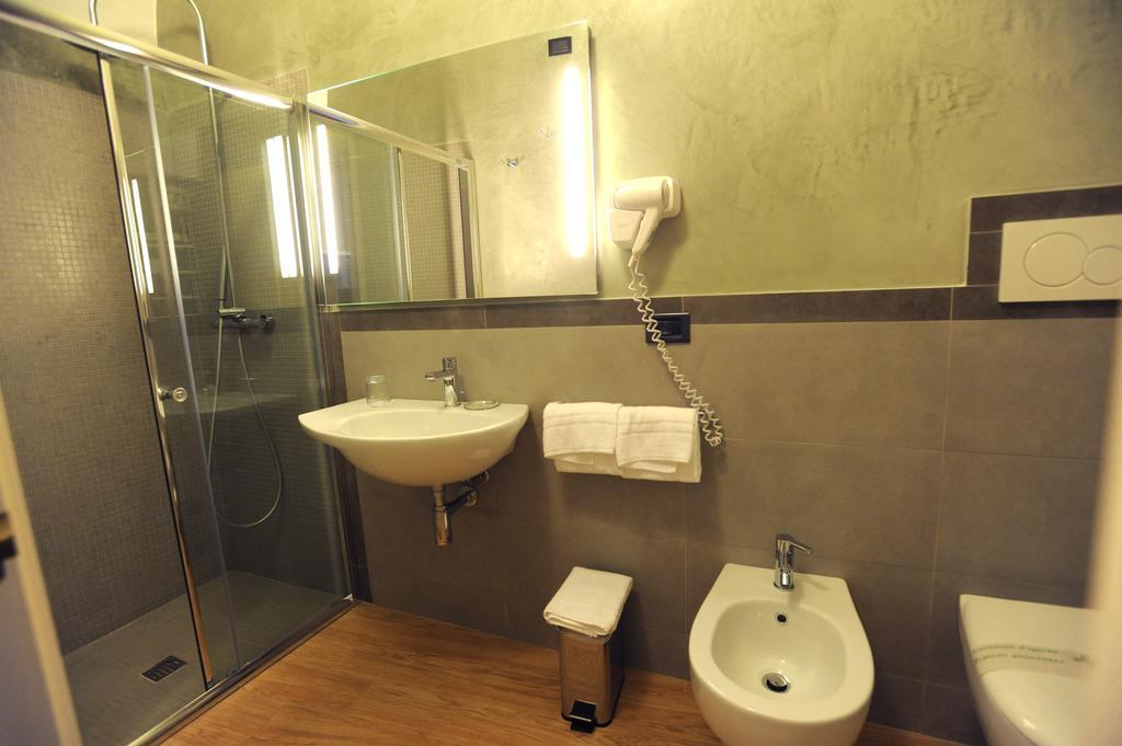 Negramaro Suite B&B Lecce Room photo